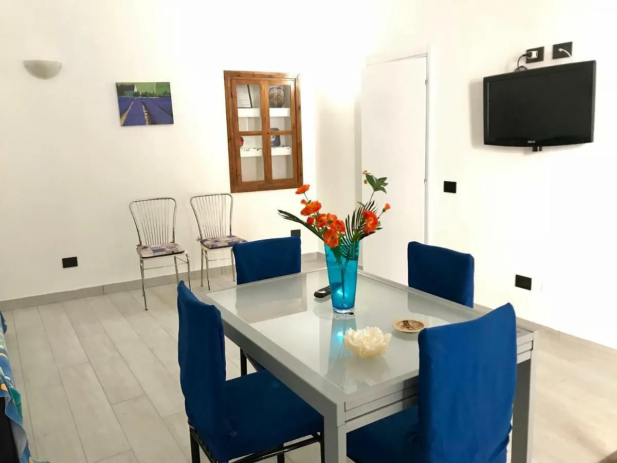 카스텔라마레델골포 Casa Longo 아파트