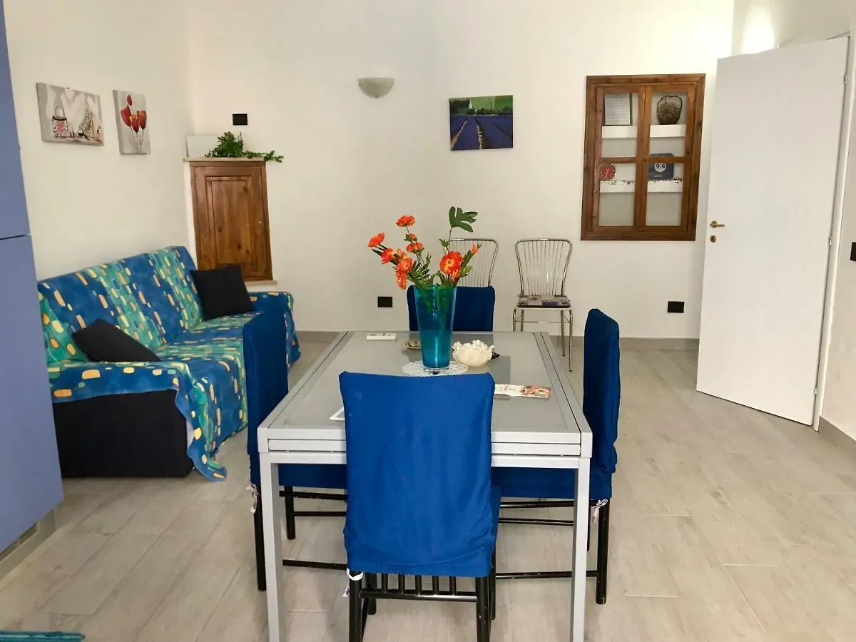 카스텔라마레델골포 Casa Longo 아파트